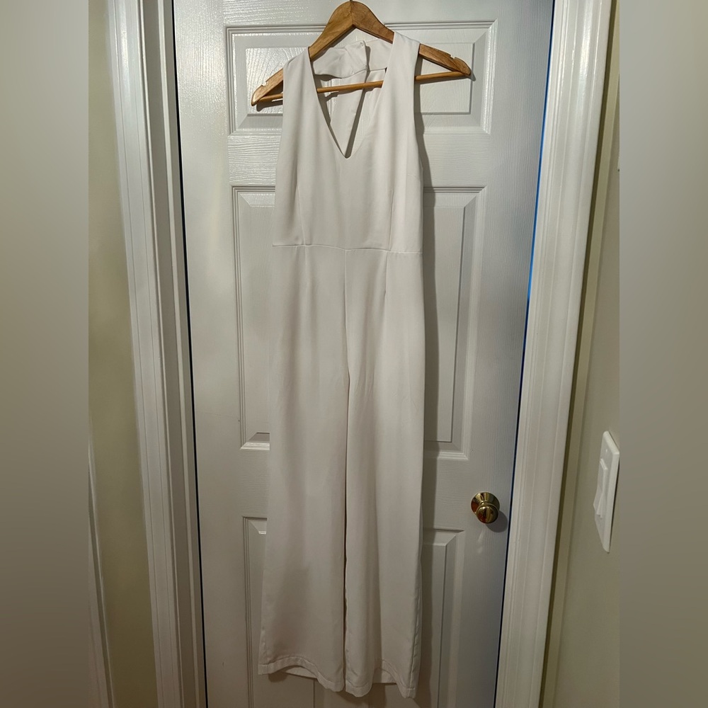 BB Dakota RSVP Women’s White Wide-Leg Jumpsuit - Size 6